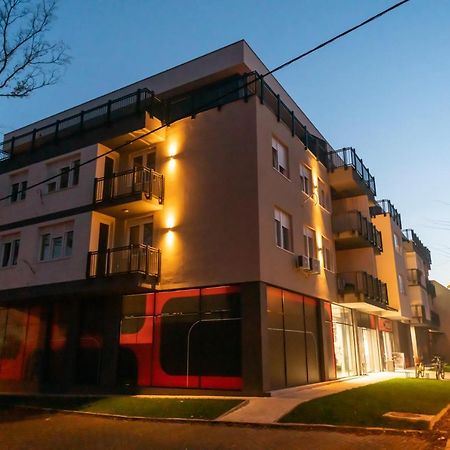 Family Resort Subotica Apartments מראה חיצוני תמונה