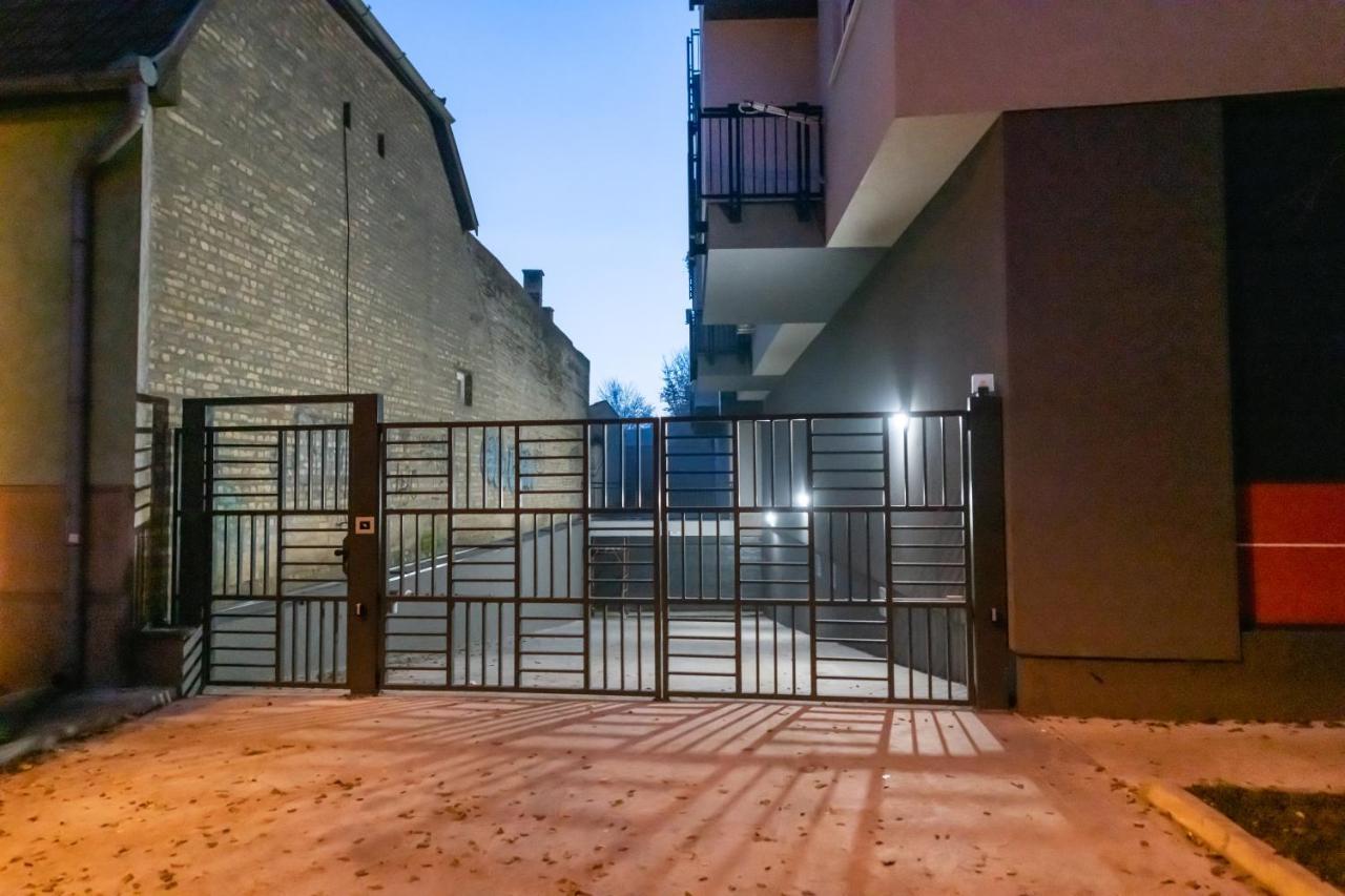 Family Resort Subotica Apartments מראה חיצוני תמונה